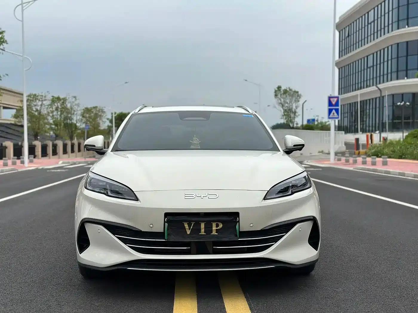 Seal 06 DM-i Touring Edition 2025 DM-i 150KM Premium Model — миниатюра 2