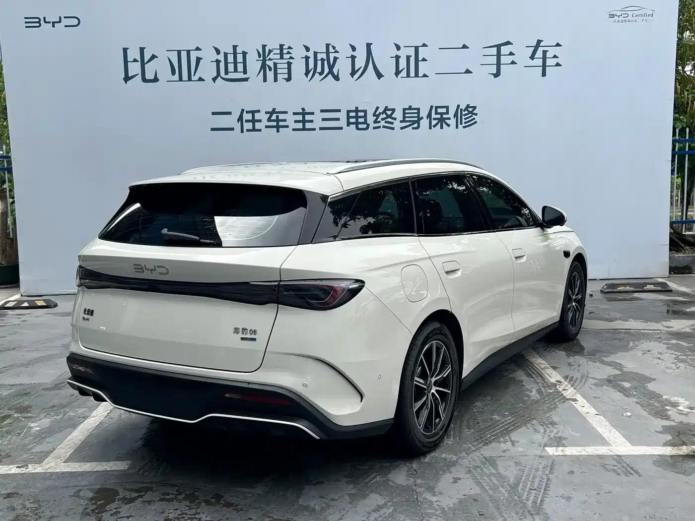 Seal 06 DM-i Touring Edition 2025 DM-i 80KM Premium — миниатюра 5