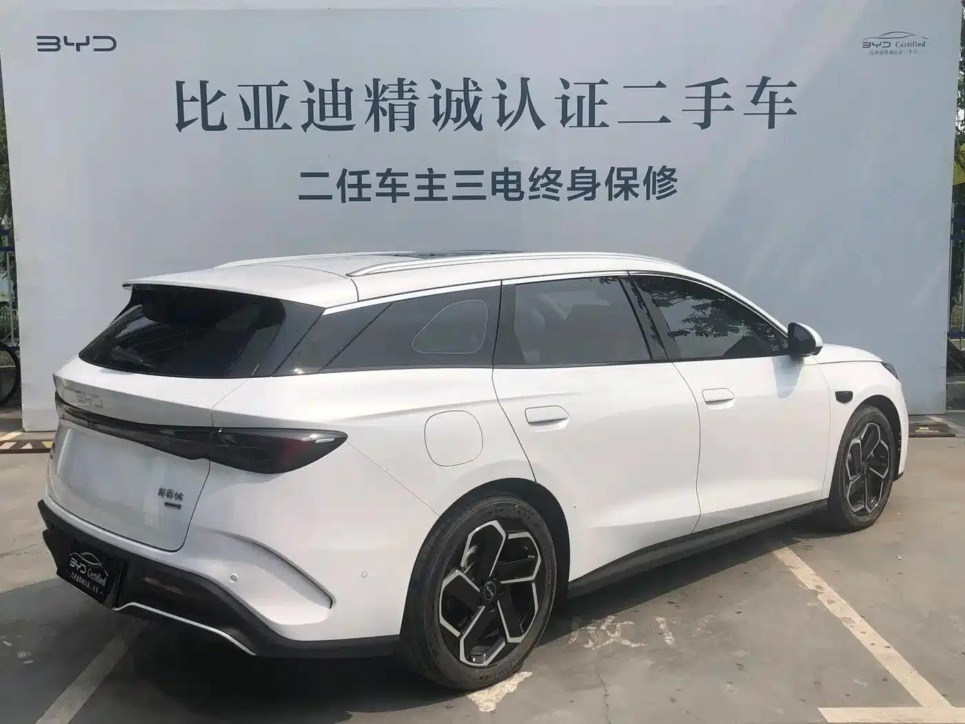 Seal 06 DM-i Touring Edition 2025 DM-i 150KM Flagship Model — миниатюра 5