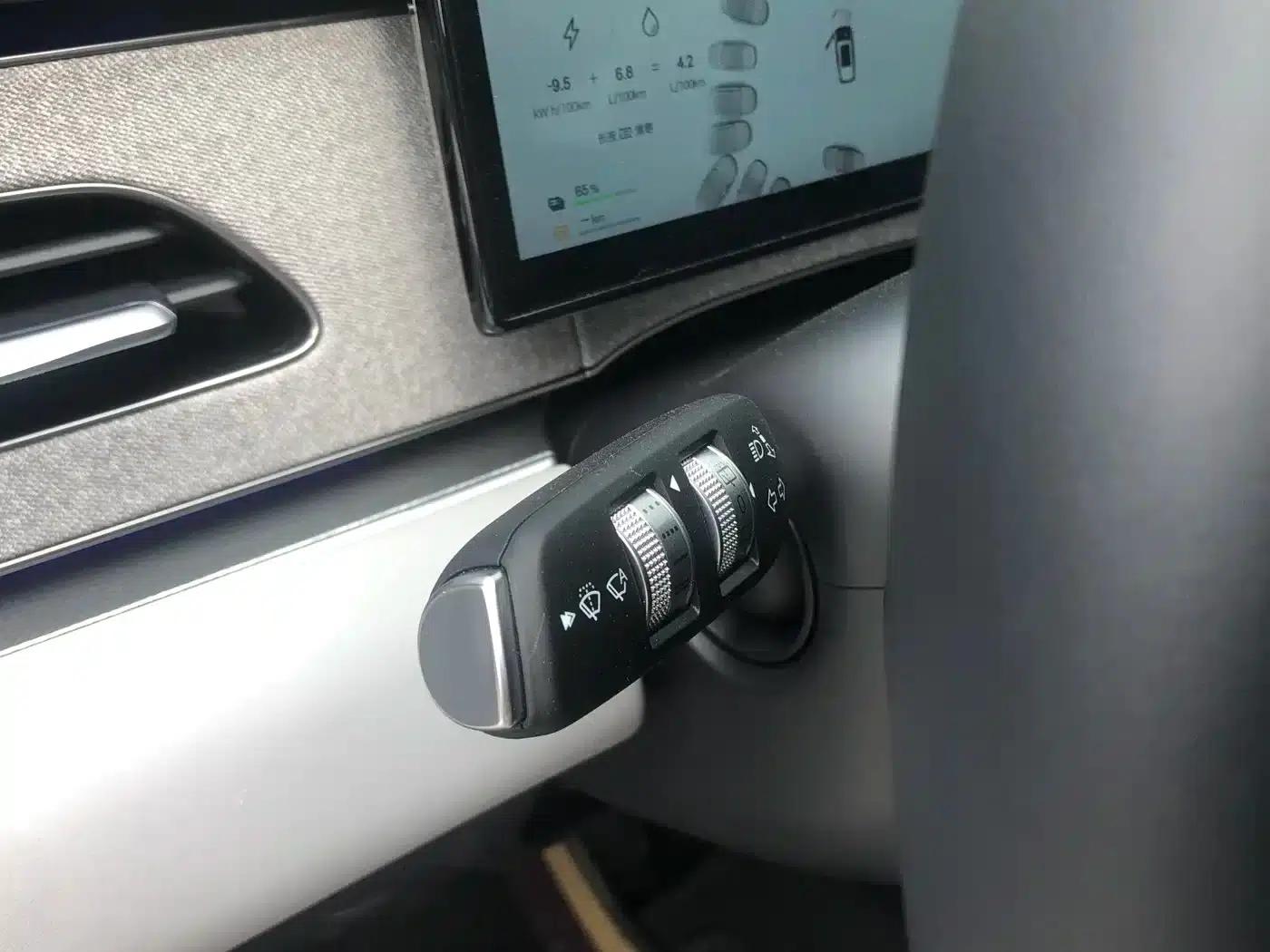 Seal 06 DM-i Touring Edition 2025 DM-i 150KM Flagship Model — миниатюра 9