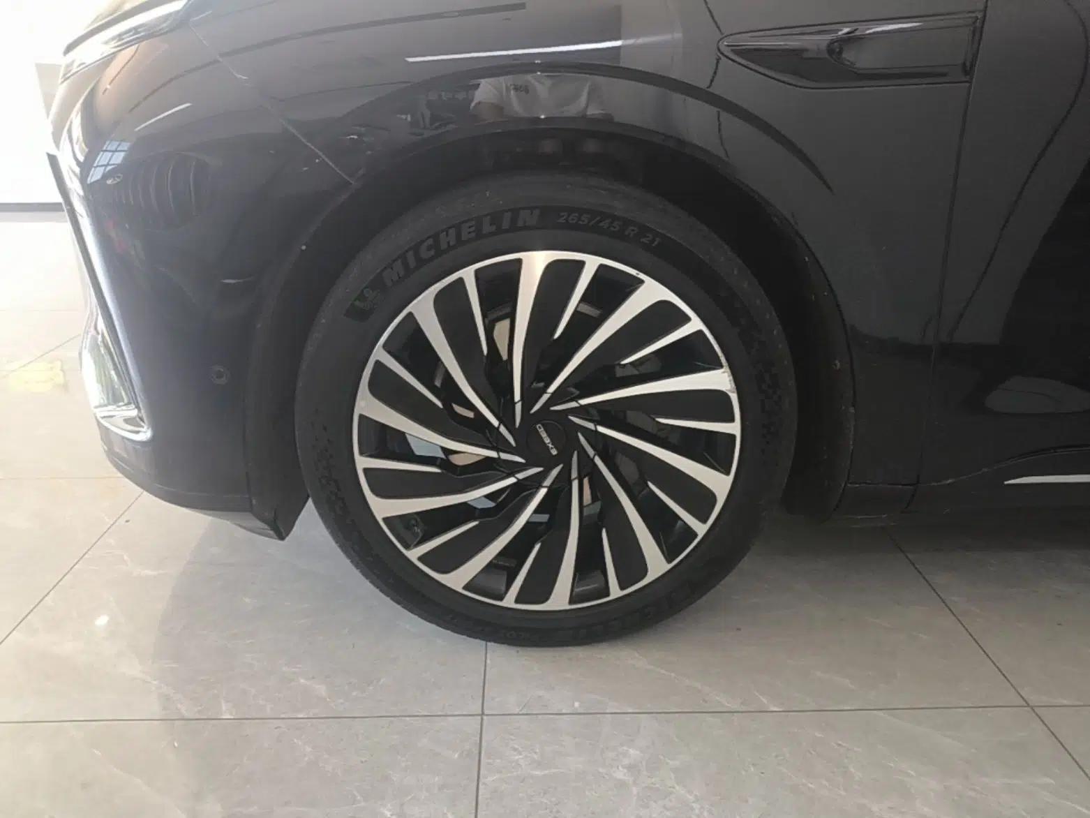 EXEED Star Era ET 2024 All-Electric 655 Ultra — миниатюра 8