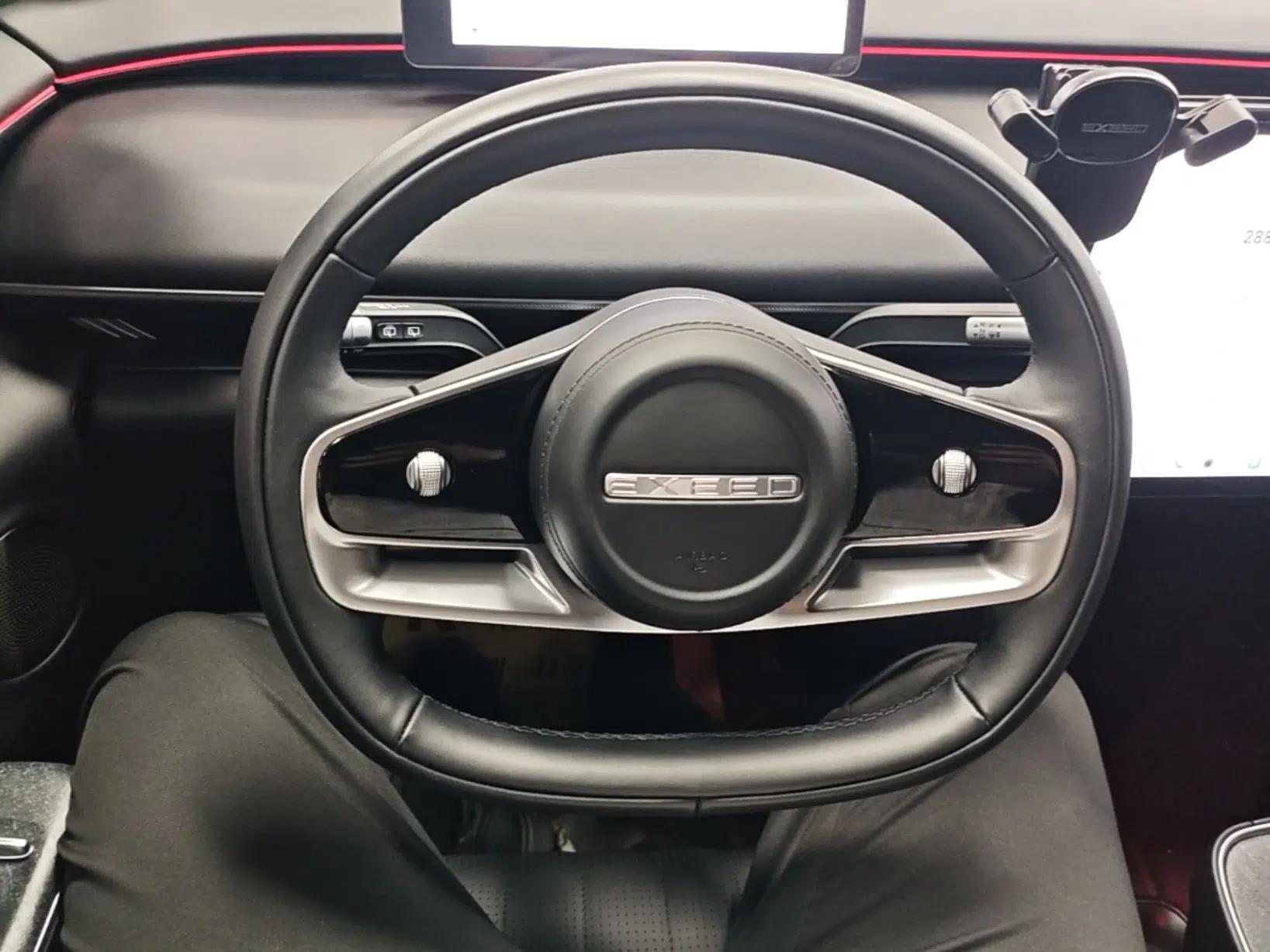 EXEED Star Era ET 2024 Extended-Range 240 Ultra All-Wheel Drive — миниатюра 14