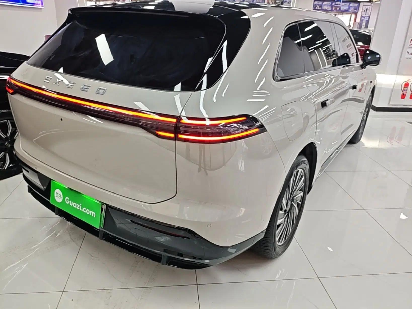 EXEED Star Era ET 2024 Extended-Range 240 Ultra All-Wheel Drive — миниатюра 6