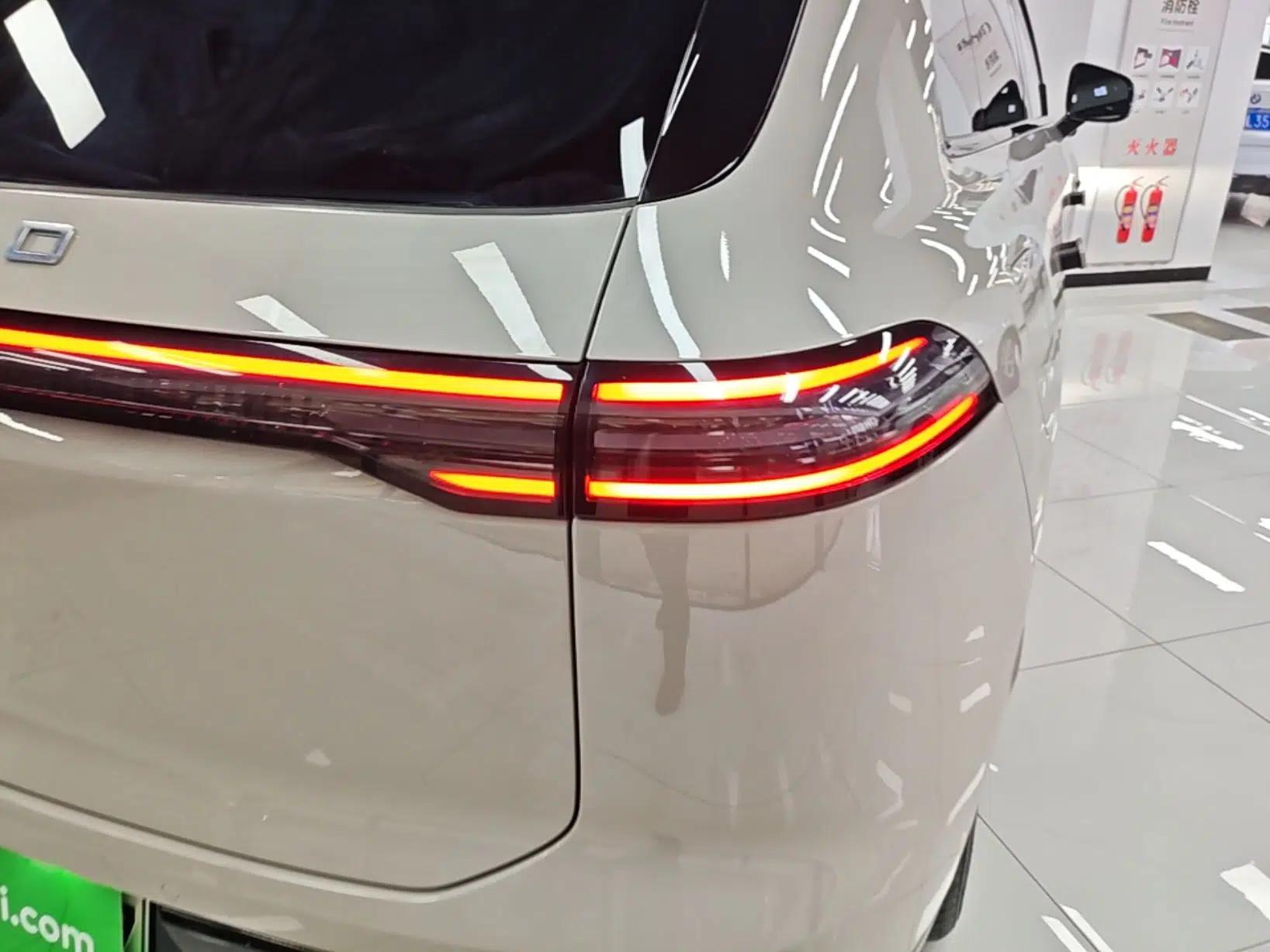 EXEED Star Era ET 2024 Extended-Range 240 Ultra All-Wheel Drive — миниатюра 7