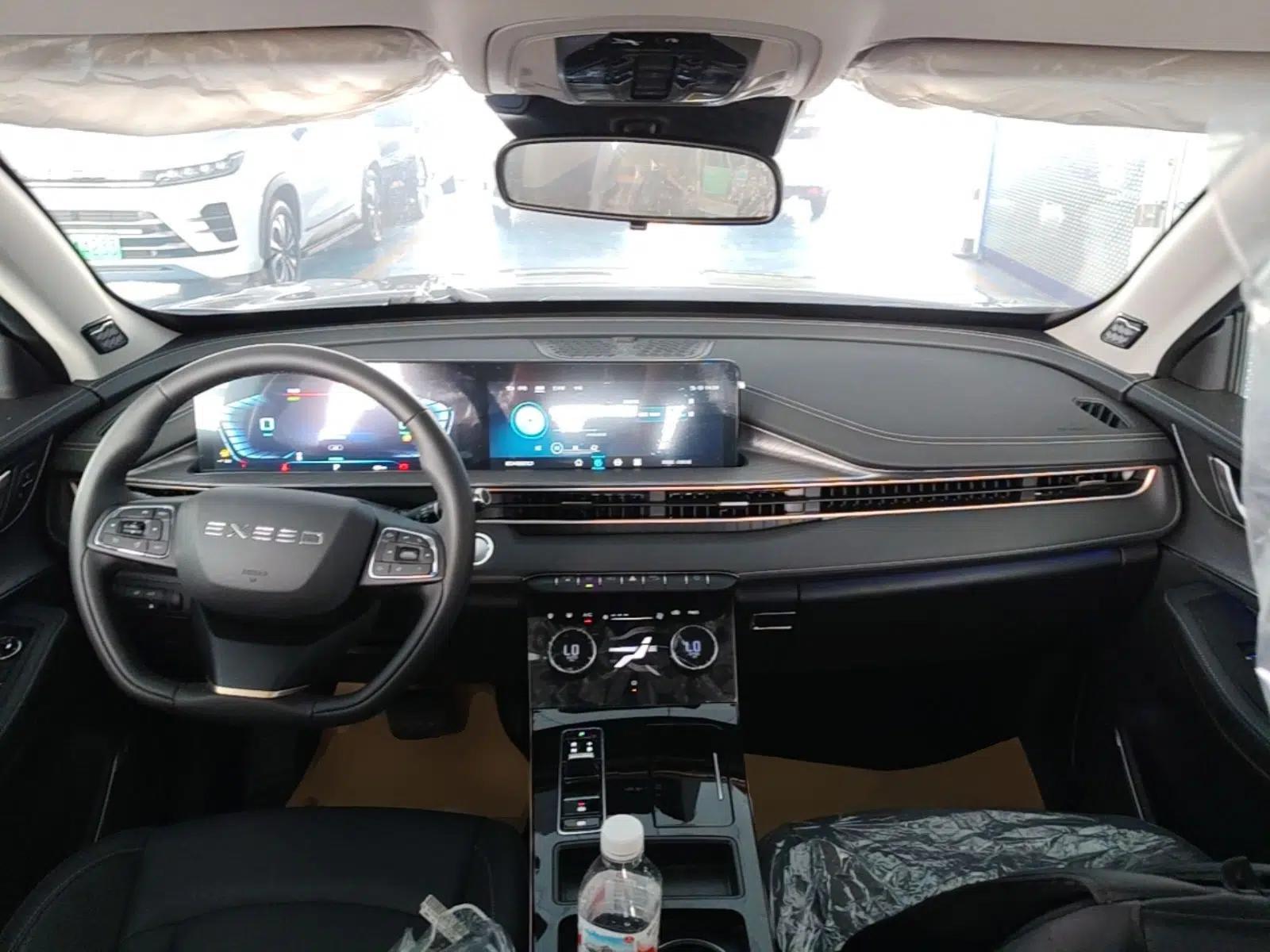 EXEED Zhuifeng C-DM 2022 1.5 TCI-DHT 105 km "Chengfeng Qi" Edition — миниатюра 13