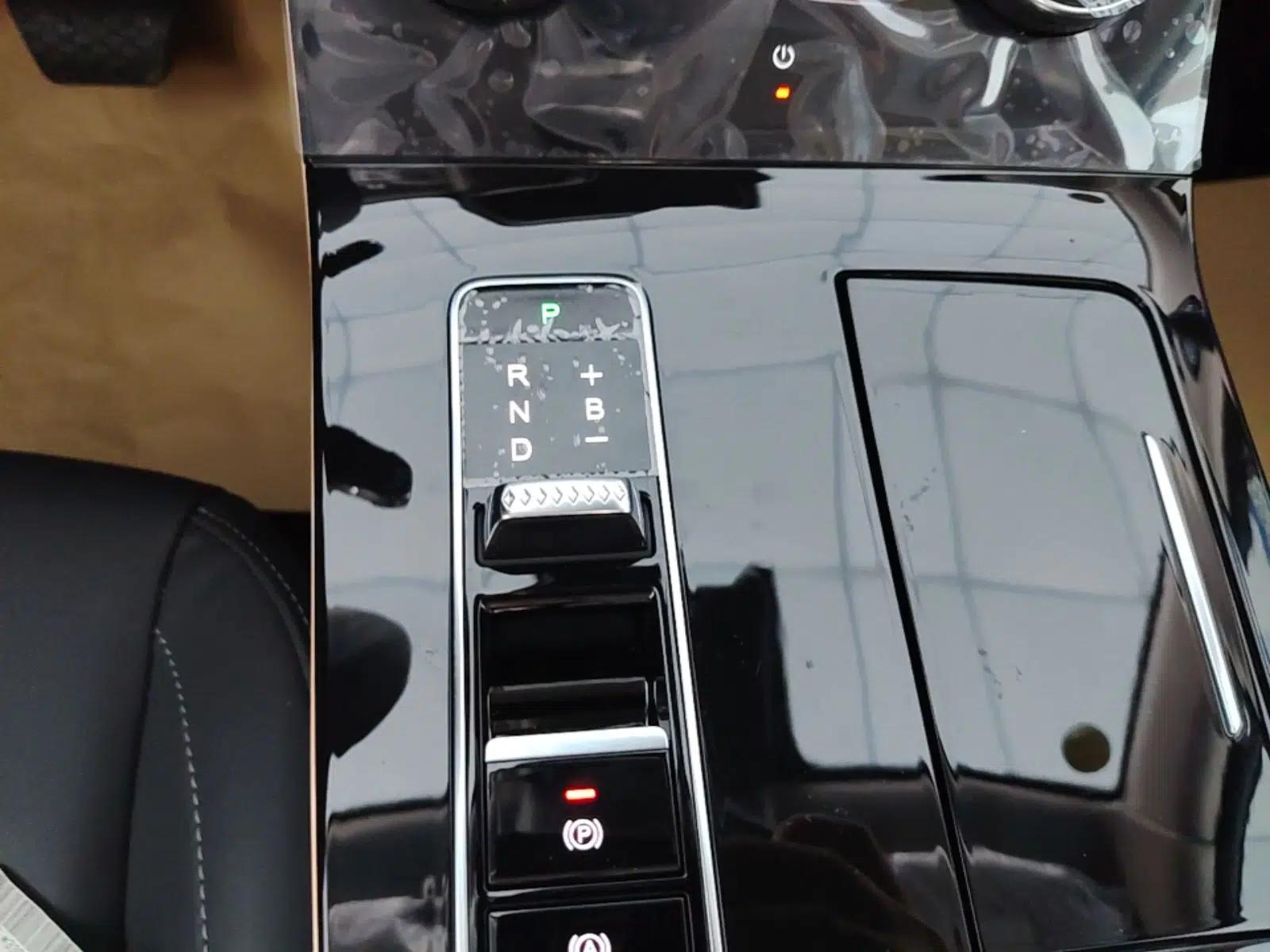 EXEED Zhuifeng C-DM 2022 1.5 TCI-DHT 105 km "Chengfeng Qi" Edition — миниатюра 17