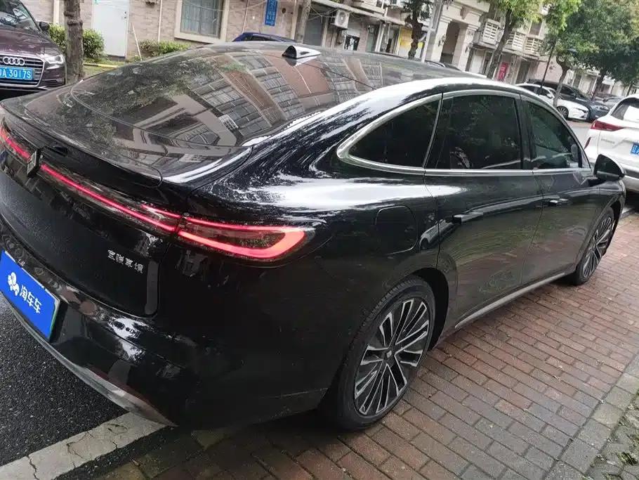 Baojun Enjoy 2025 Plug-in Hybrid 140km/h Special Edition — миниатюра 3