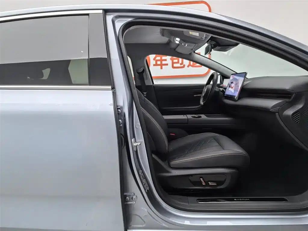 Baojun Enjoy 2025 Plug-in Hybrid 140km/h Luxury Edition — миниатюра 23