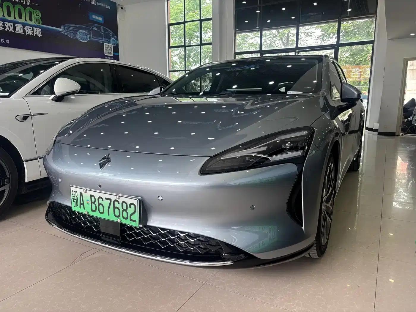 Baojun Enjoy 2025 Pure Electric 600km Luxury Edition — миниатюра 1