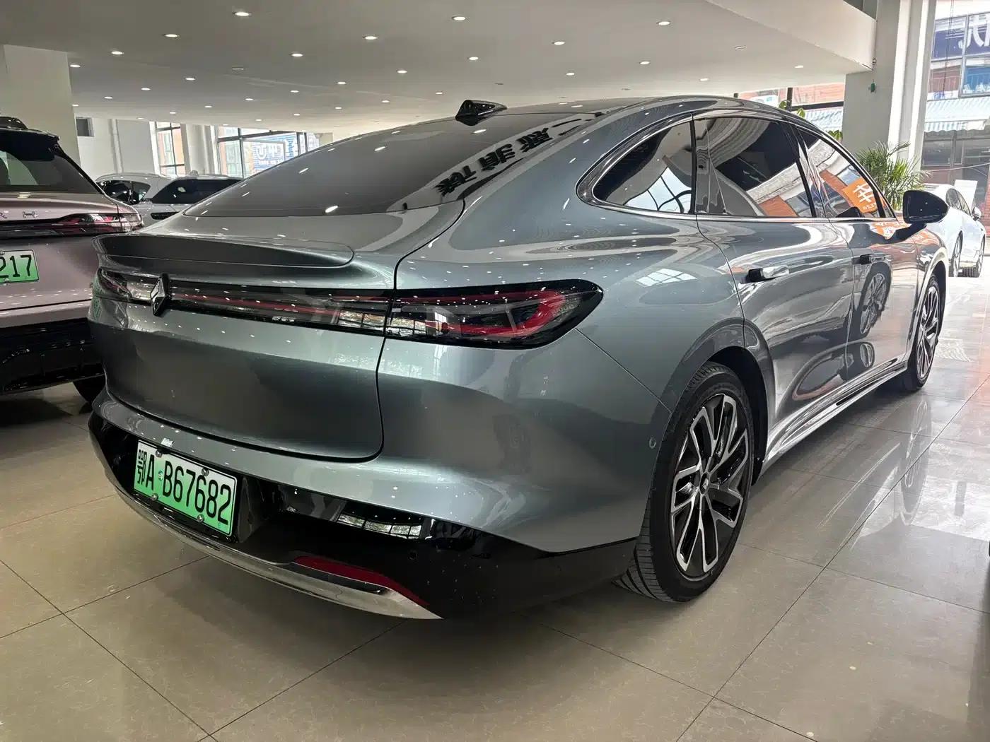 Baojun Enjoy 2025 Pure Electric 600km Luxury Edition — миниатюра 11