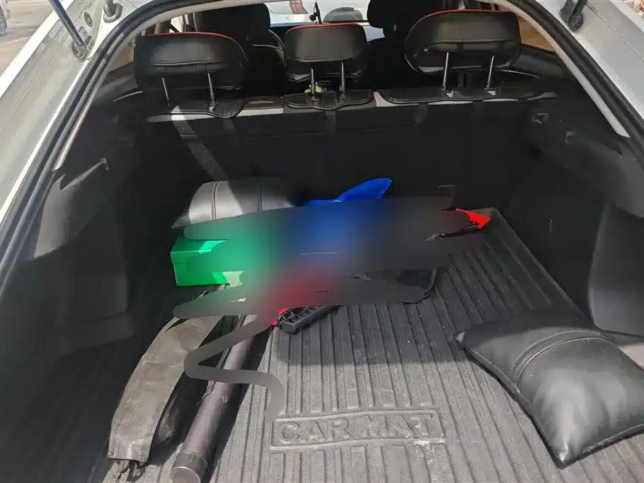 Baojun RC-6 2019 1.5T CVT 24-Hour Online Elite Edition — миниатюра 4