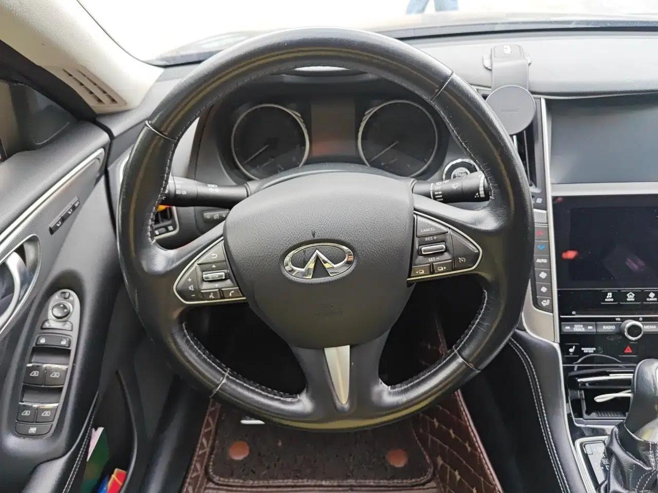 Infiniti Q50 2014 3.7L Comfort Edition — миниатюра 11
