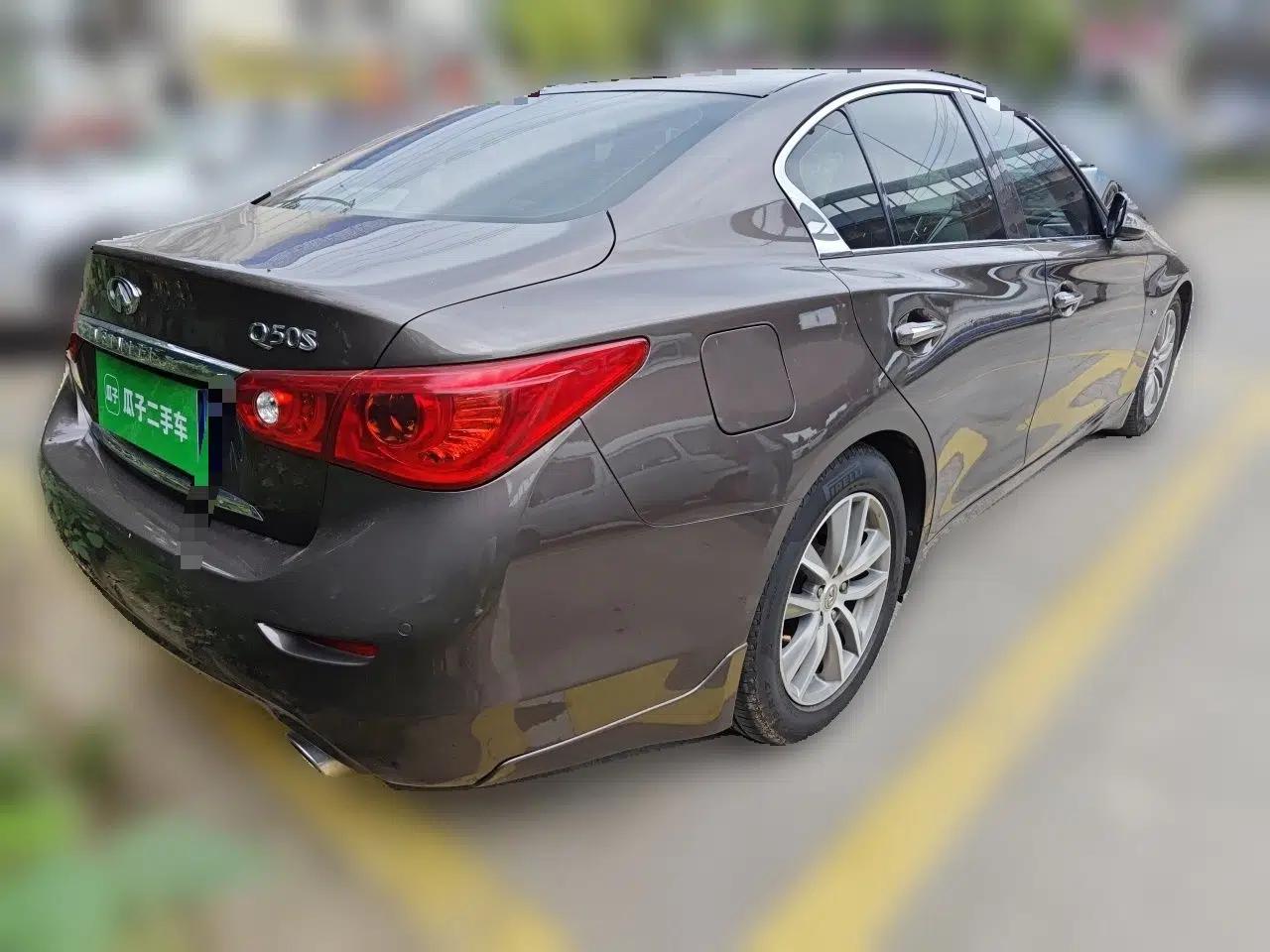 Infiniti Q50 2014 3.7L Comfort Edition — миниатюра 6