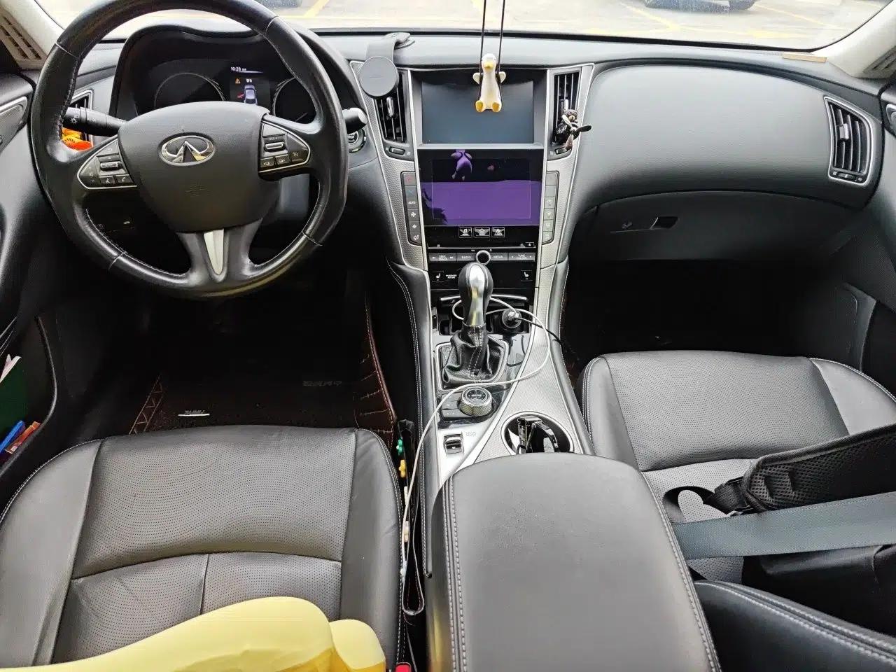 Infiniti Q50 2014 3.7L Comfort Edition — миниатюра 10