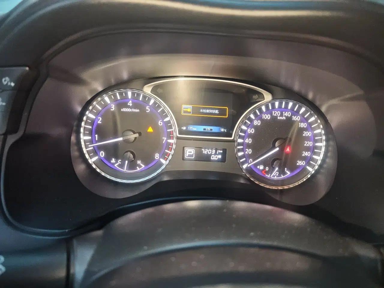 Infiniti JX 2013 JX35 4x4 All-Terrain Edition — миниатюра 12