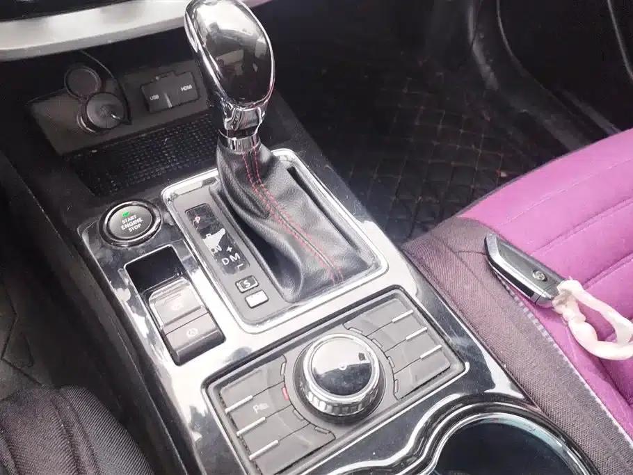 Beijing BJ20 2018 1.5T CVT Luxury Edition — миниатюра 16