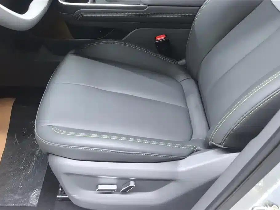 Yueyi 03 2025 Model 565km Business Edition — миниатюра 9