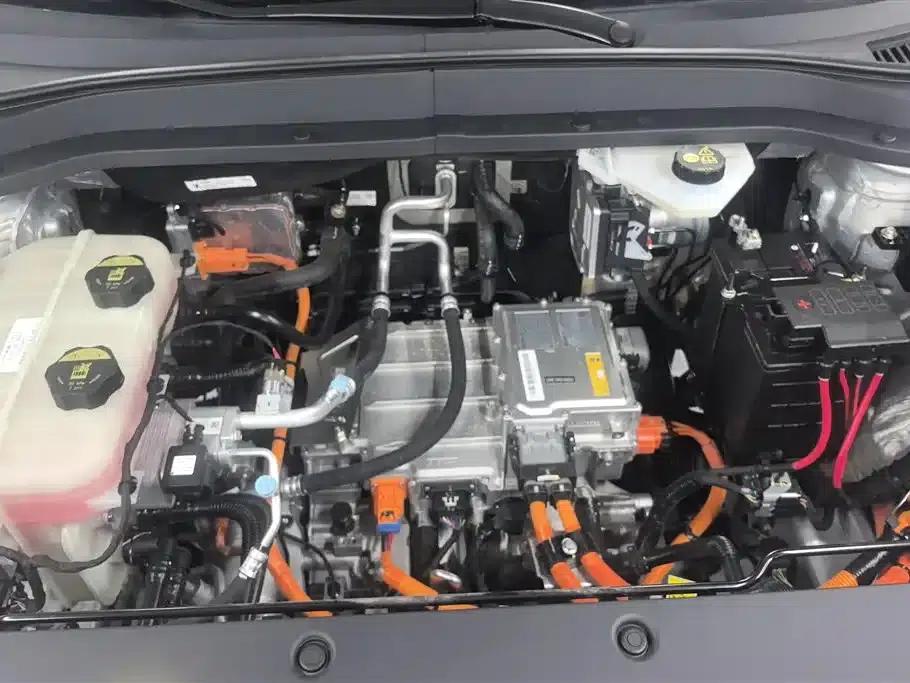 Yueyi 03 2025 Model 565km Business Edition — миниатюра 10
