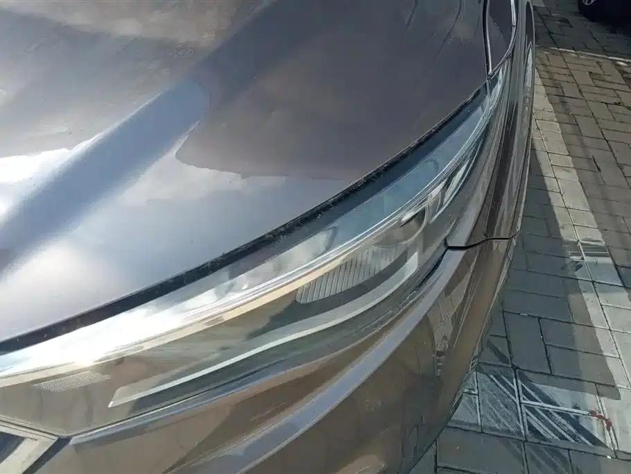 Besturn X40 2017 1.6L Automatic Luxury Edition — миниатюра 5