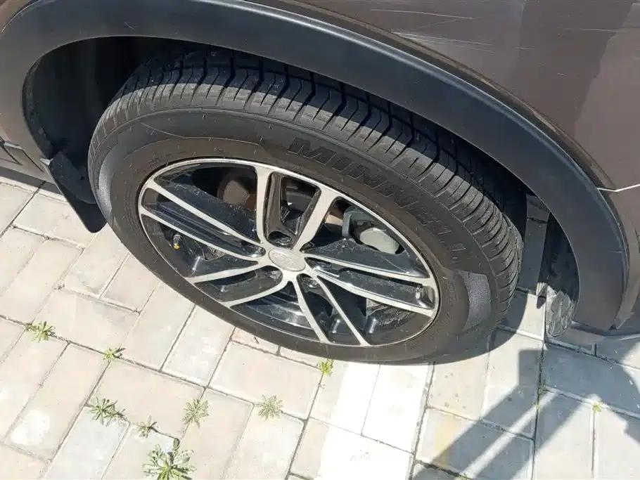 Besturn X40 2017 1.6L Automatic Luxury Edition — миниатюра 6