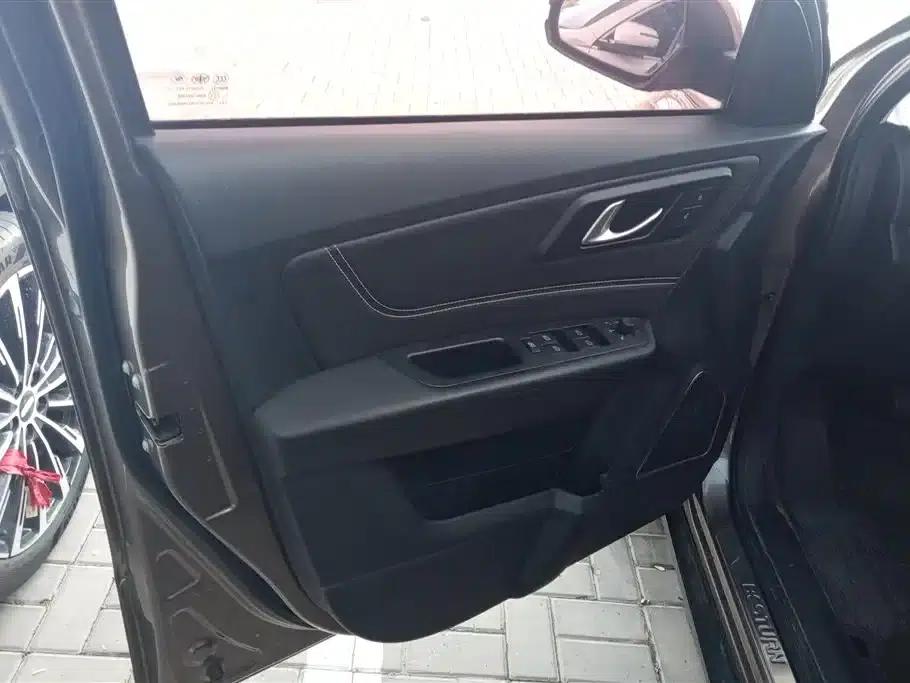 Besturn X40 2017 1.6L Automatic Luxury Edition — миниатюра 7