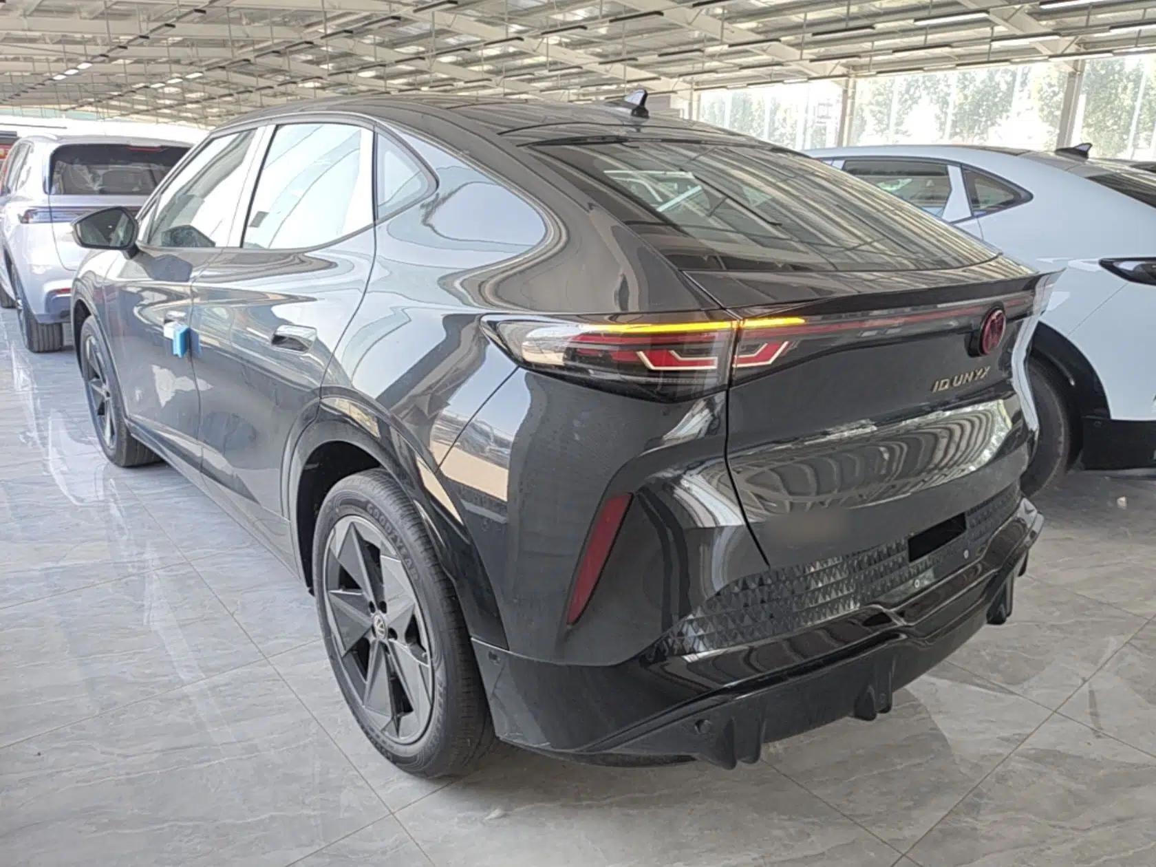 Volkswagen ID.UNYX 2025 Pure Model — миниатюра 4