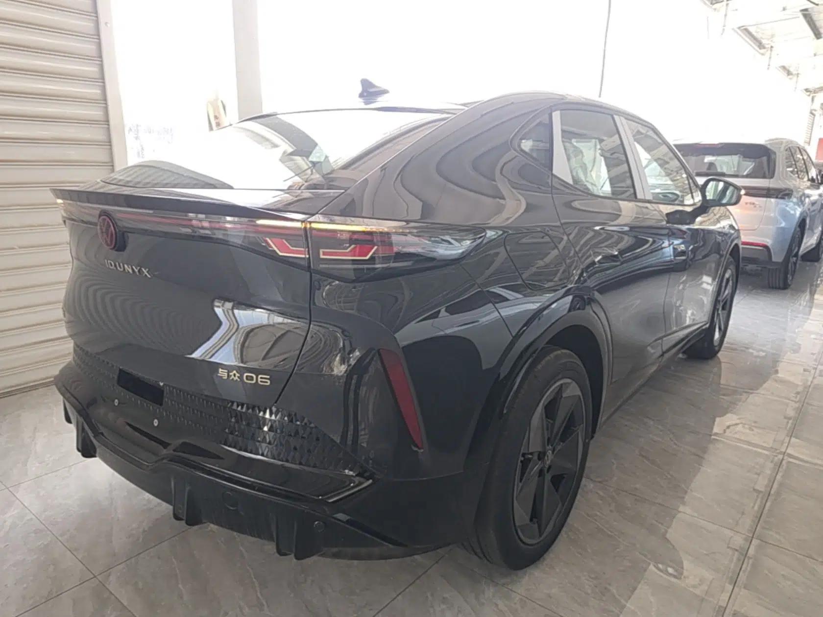Volkswagen ID.UNYX 2025 Pure Model — миниатюра 6