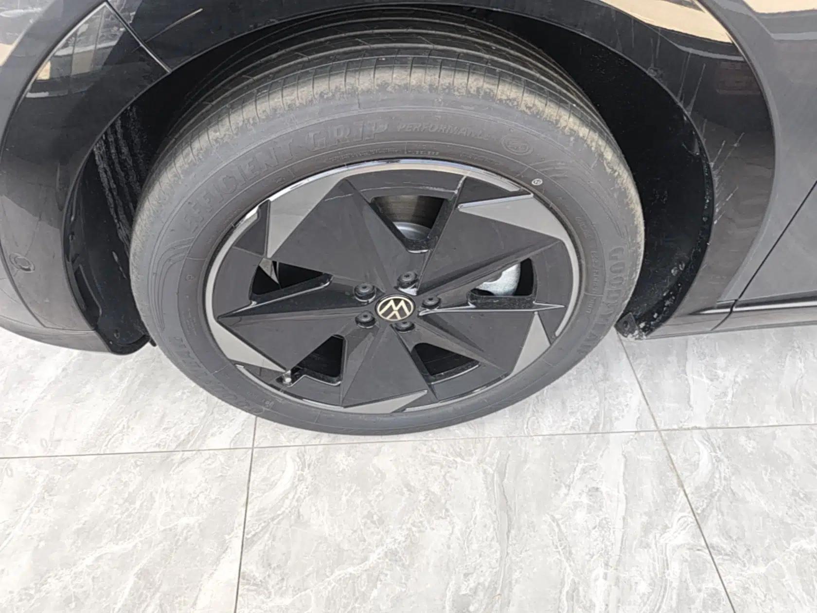 Volkswagen ID.UNYX 2025 Pure Model — миниатюра 8