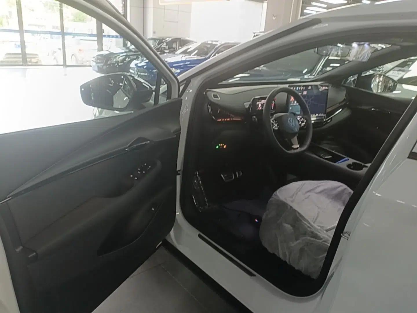 Volkswagen ID.UNYX 2025 Pure Model — миниатюра 18