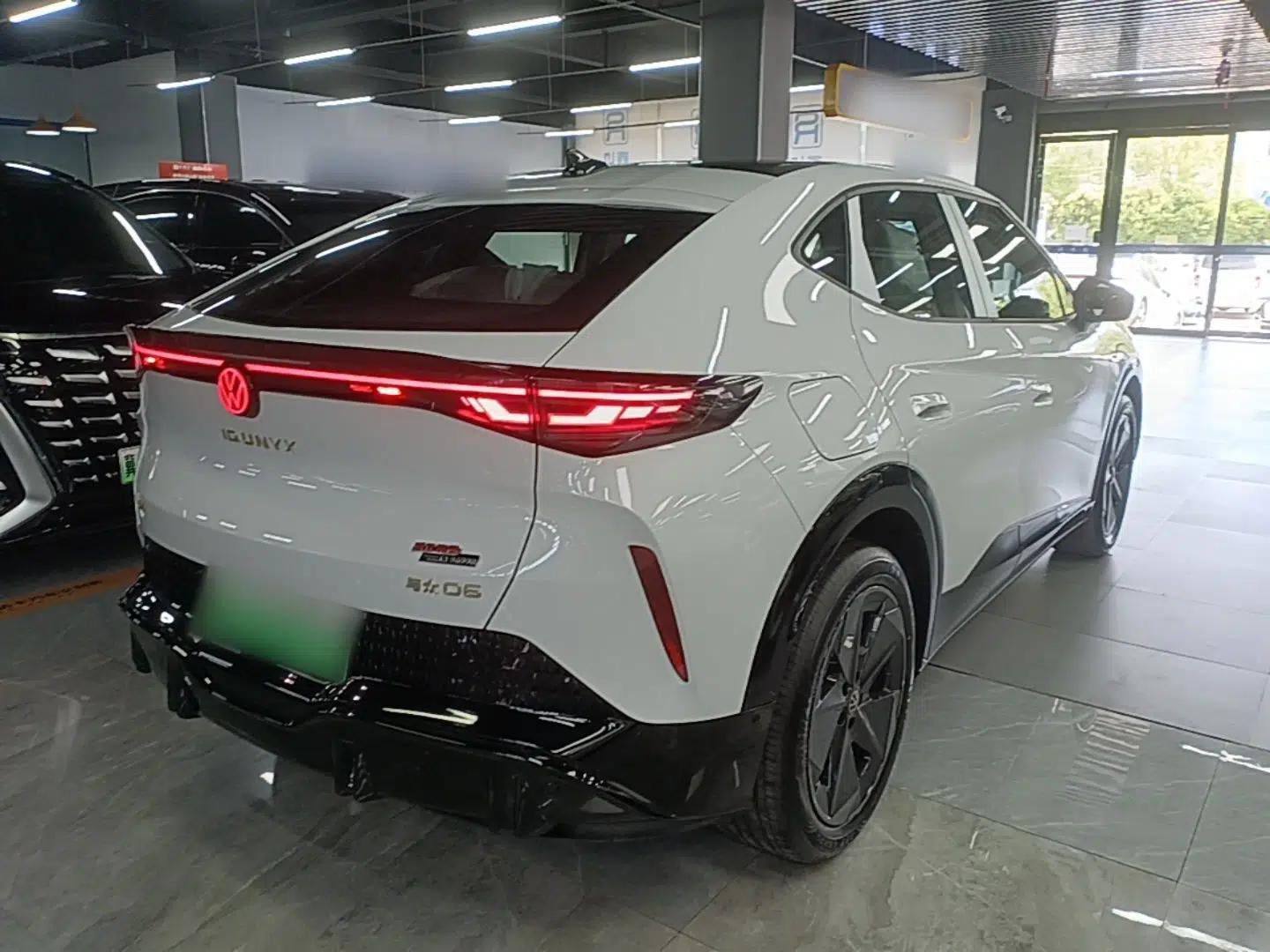 Volkswagen ID.UNYX 2025 Pure Model — миниатюра 4