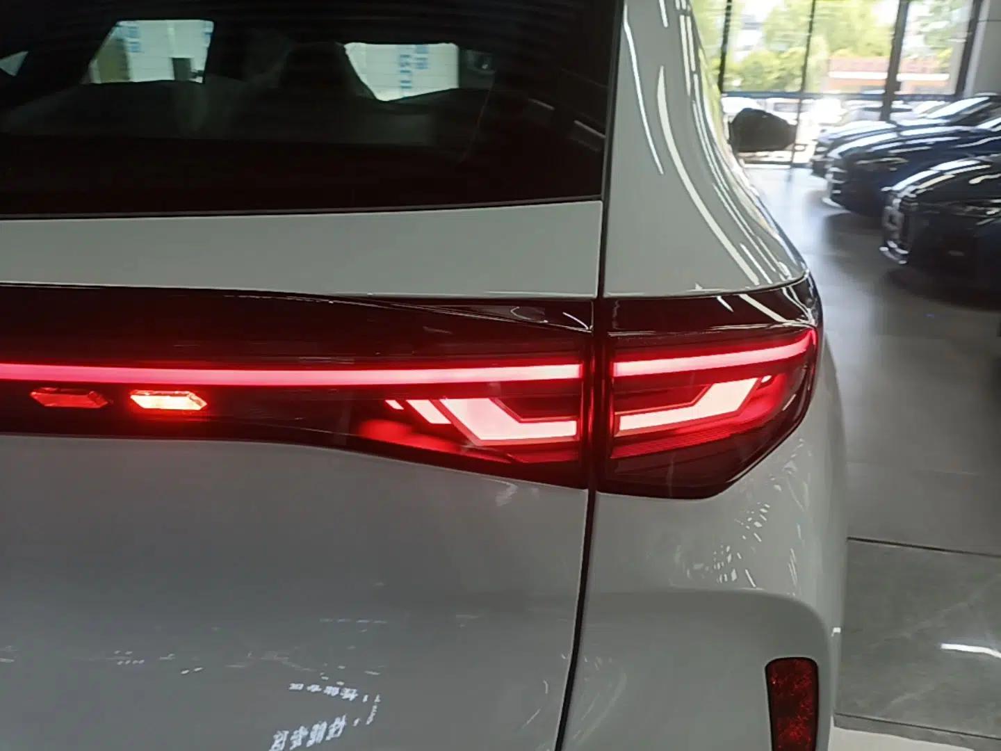 Volkswagen ID.UNYX 2025 Pure Model — миниатюра 8