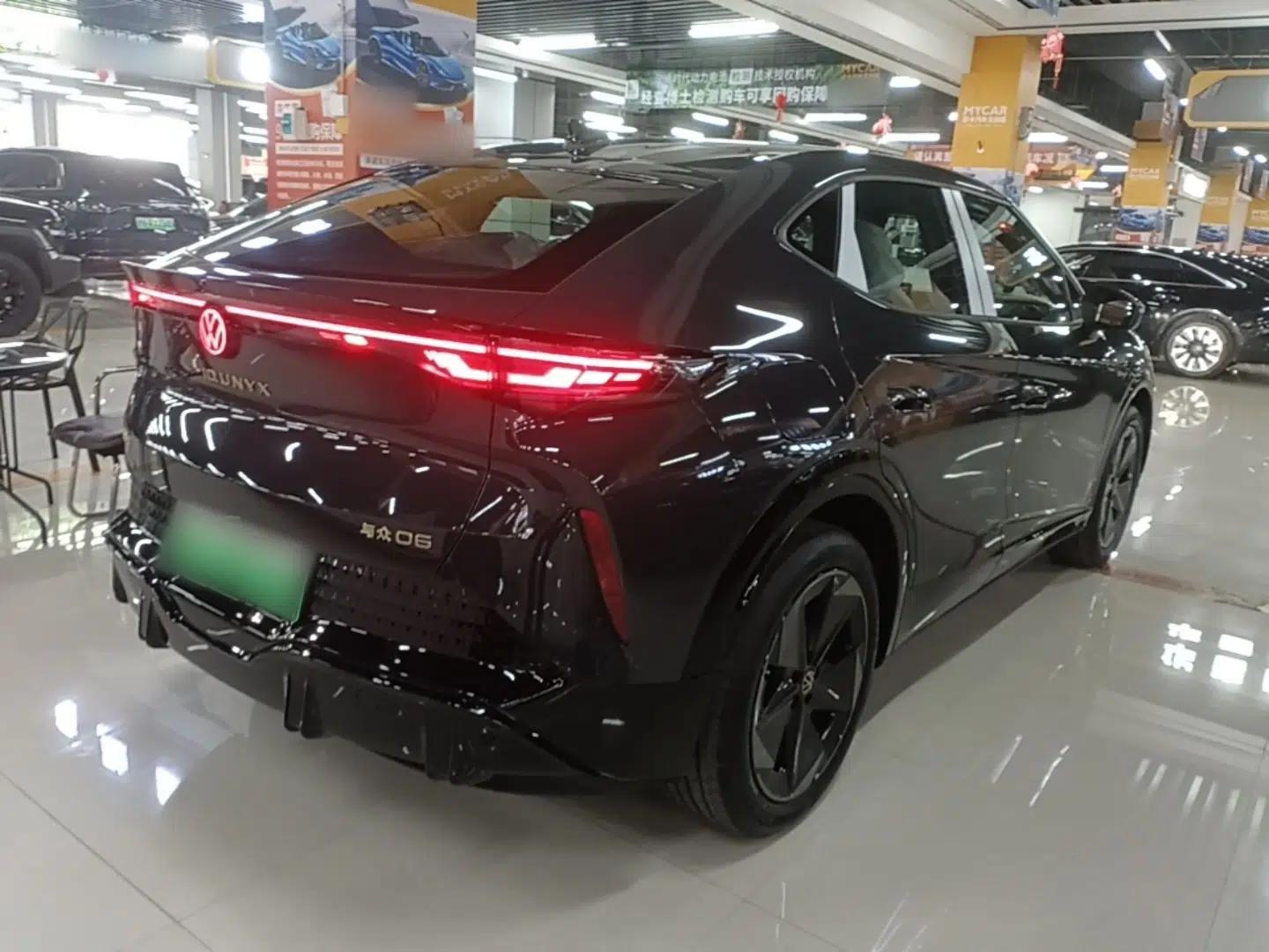 Volkswagen ID.UNYX 2025 Pure Model — миниатюра 4