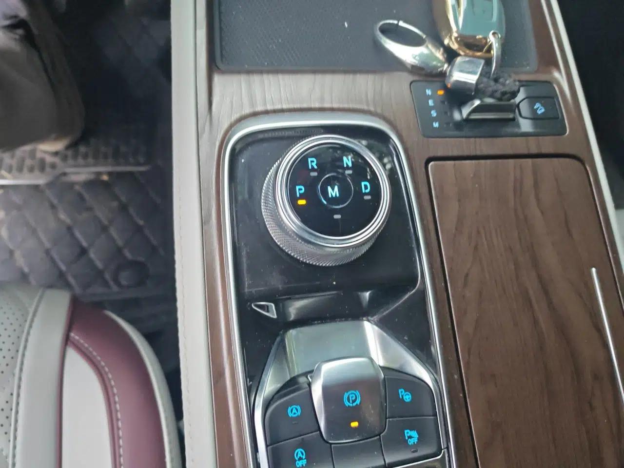 Ford Equator 2021 EcoBoost 225 Premier PLUS 7-seater (2/2/3) — миниатюра 15