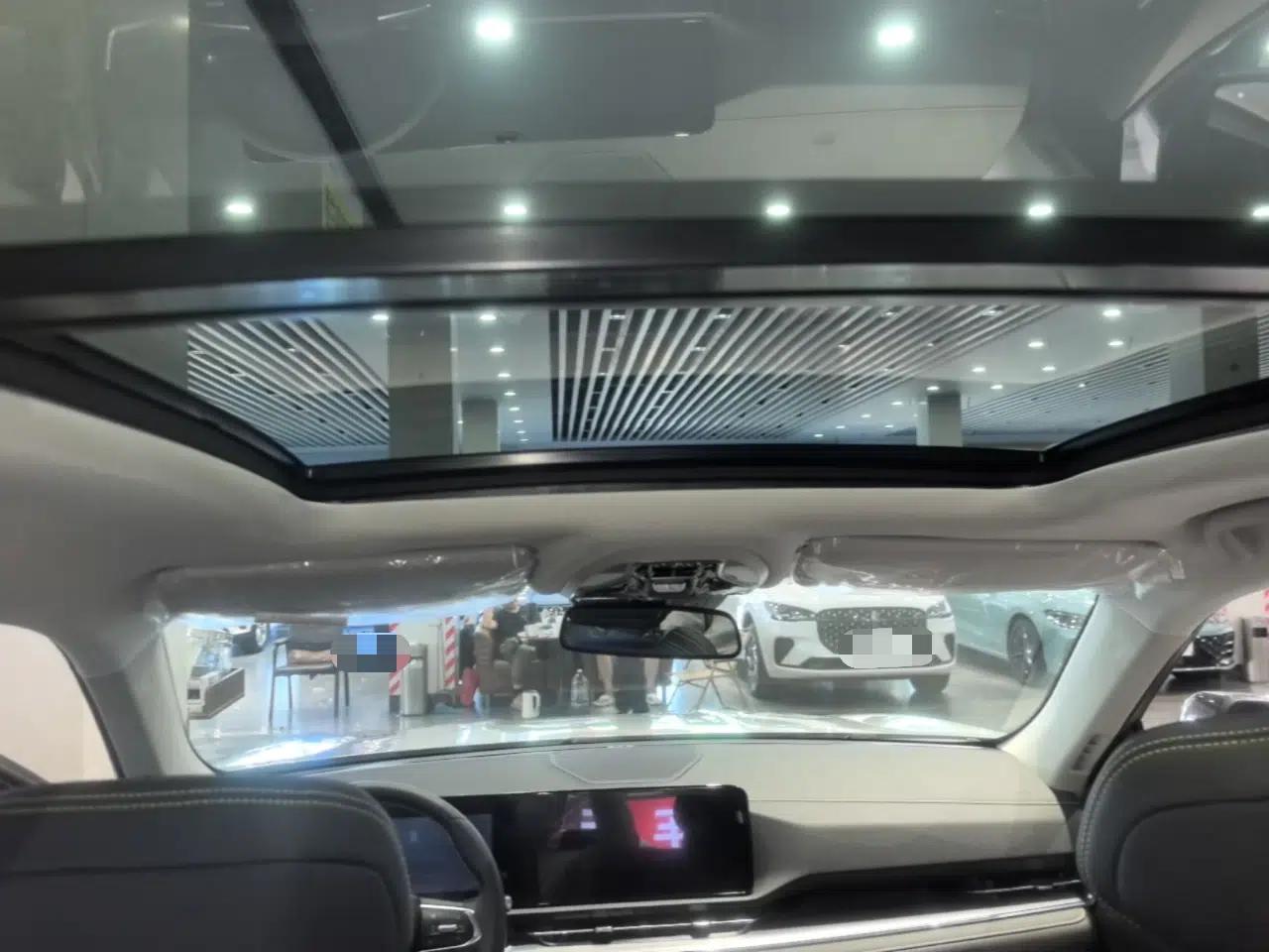 Ford Equator Sport New Energy 2025 Platinum Edition — миниатюра 20