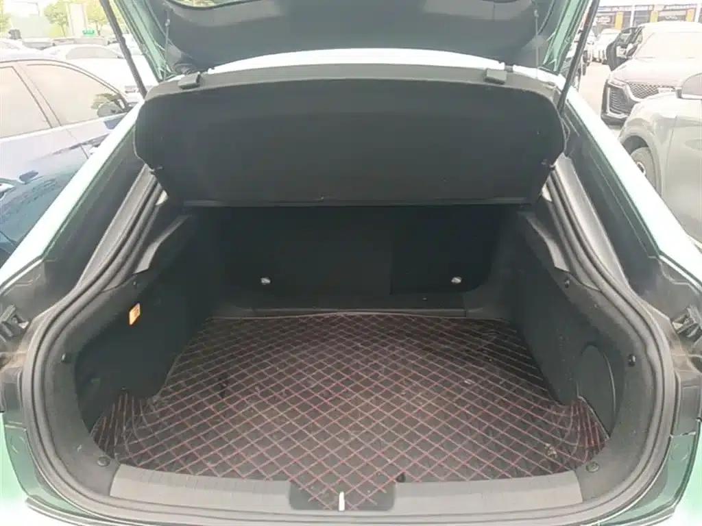Changan UNI-V Smart Electric iDD 2023 Model, Smart Electric iDD 1.5T, 113km/h Smart Fun Edition — миниатюра 19