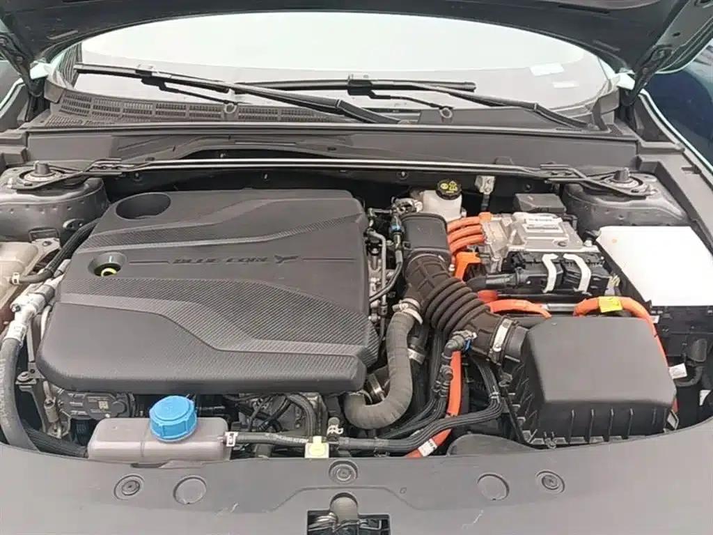 Changan UNI-V Smart Electric iDD 2023 Model, Smart Electric iDD 1.5T, 113km/h Smart Fun Edition — миниатюра 20