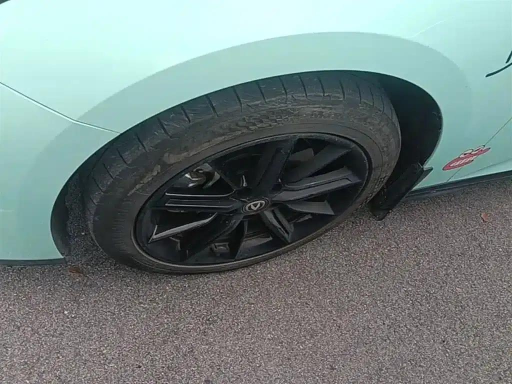 Changan UNI-V Smart Electric iDD 2023 Model, Smart Electric iDD 1.5T, 113km/h Smart Fun Edition — миниатюра 23