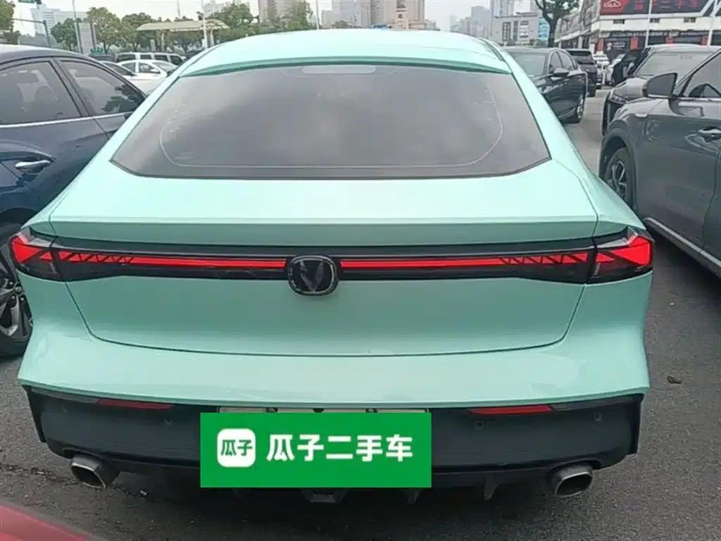 Changan UNI-V Smart Electric iDD 2023 Model, Smart Electric iDD 1.5T, 113km/h Smart Fun Edition — миниатюра 6