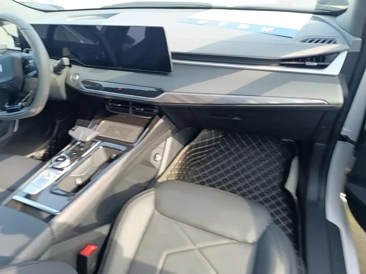 Ruicheng PLUS 2023 1.5T DCT Luxury Edition — миниатюра 14