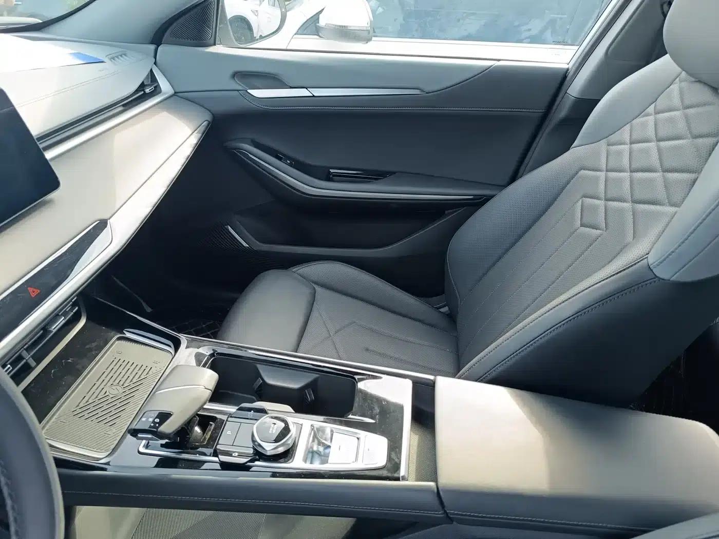 Ruicheng PLUS 2023 1.5T DCT Luxury Edition — миниатюра 6