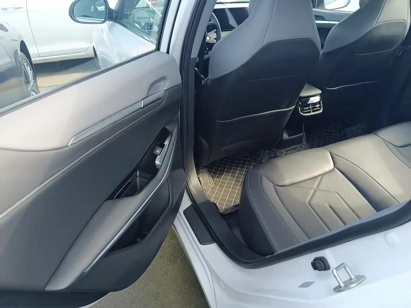 Ruicheng PLUS 2023 1.5T DCT Luxury Edition — миниатюра 9