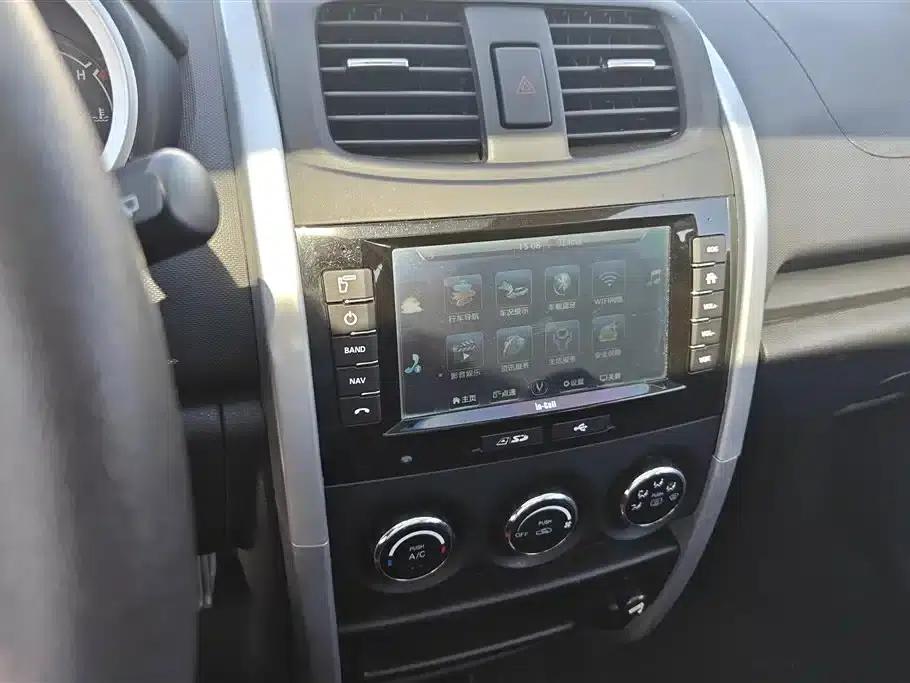 Changan CX20 2014 1.4L IMT Sunroof Navigation Edition (National IV Emission Standard) — миниатюра 13
