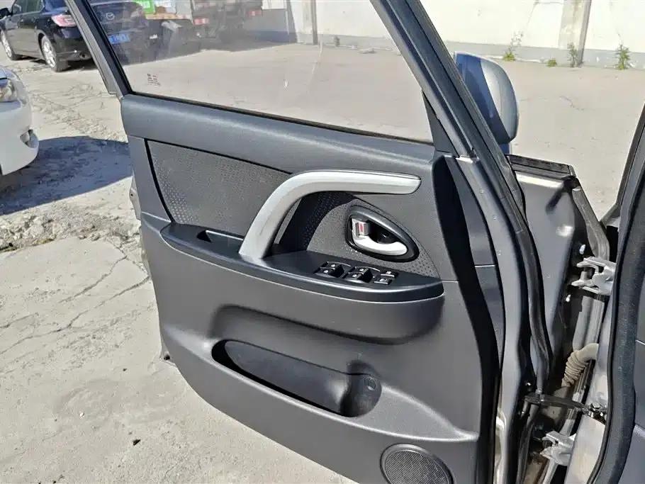 Changan CX20 2014 1.4L IMT Sunroof Navigation Edition (National IV Emission Standard) — миниатюра 7