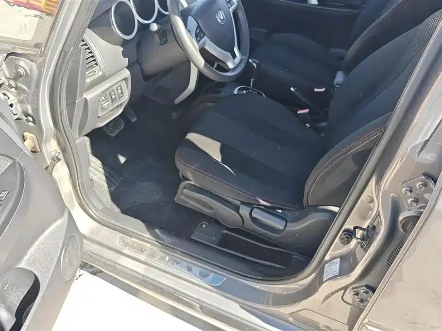 Changan CX20 2014 1.4L IMT Sunroof Navigation Edition (National IV Emission Standard) — миниатюра 9