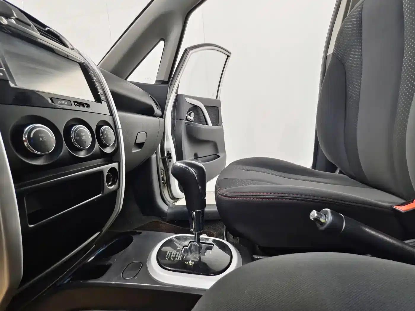 Changan CX20 2014 1.4L IMT Sunroof Navigation Edition (National V Emission Standard) — миниатюра 12