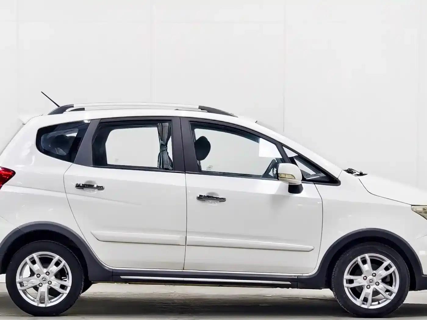 Changan CX20 2014 1.4L IMT Sunroof Navigation Edition (National V Emission Standard) — миниатюра 8