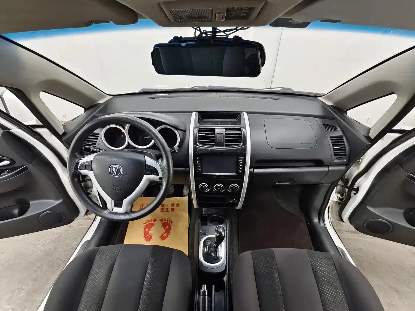 Changan CX20 2014 1.4L IMT Sunroof Navigation Edition (National V Emission Standard) — миниатюра 9