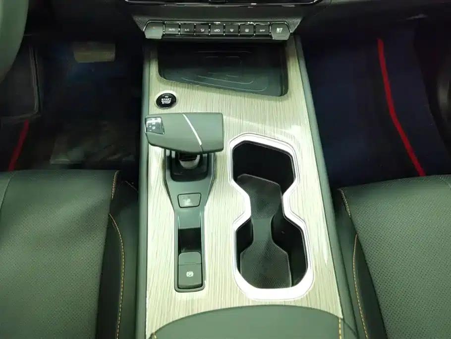 Changan X7 PLUS 2024 1.5T Automatic Premium Edition 5-seater — миниатюра 16