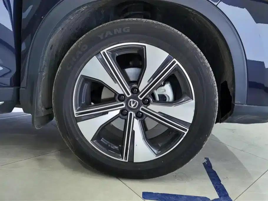 Changan X7 PLUS 2024 1.5T Automatic Premium Edition 5-seater — миниатюра 6