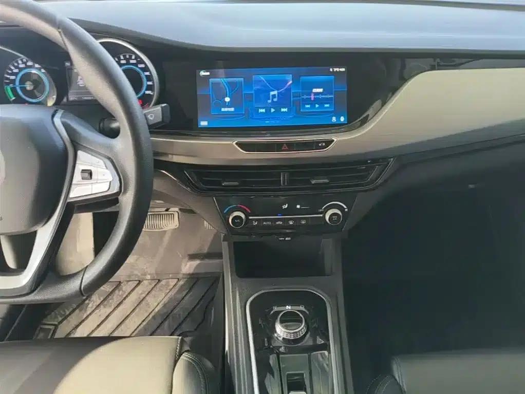Changan Eado New Energy 2022 EV460 Smart Ride-Hailing Edition (Lithium Iron Phosphate) — миниатюра 12